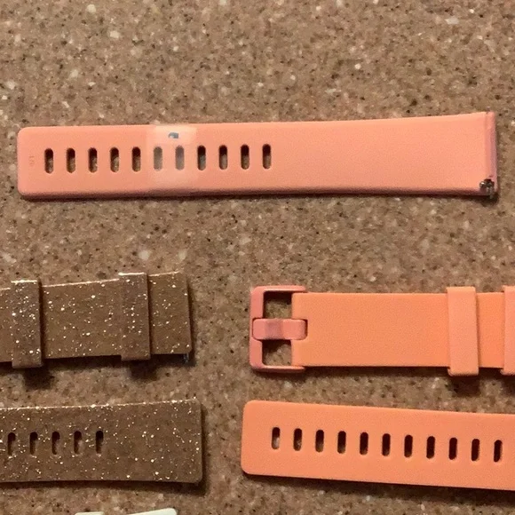 🌹6 complete FitBit Versa watch bands (4 NWOT) - Picture 2 of 14